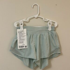 Lululemon Hotty Hot LR Short 2.5" *Lined Delicate Mint